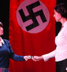 "Terror e miséria no III Reich", o nazismo no teatro de Brecht
