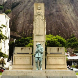 Monumento aos Soldados Mortos na Intentona Comunista de 1935, Urca, Rio de Janeiro, RJ, Brasil.