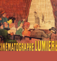 IMAGENS: Cartaz do Cinematógrafo Lumière anunciando a primeira projeção de cinema. Fotograma do primeiro filme dos irmãos Lumière, “La Sortie de l'usine Lumière à Lyon” (A Saída da Fábrica Lumière em Lyon)